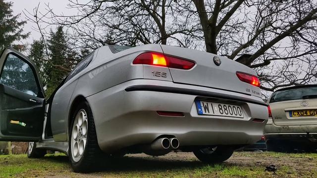 Alfa Romeo 156 2.5 V6 Busso - Engine / exhaust sound (SuperSprint exhaust, deCat) смотреть онлайн