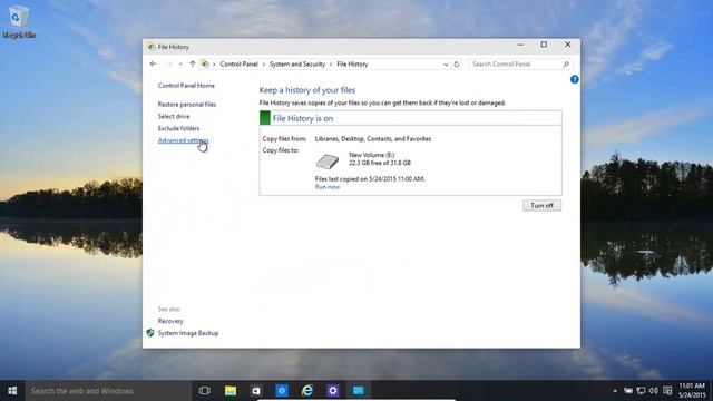 Windows 10 And 8.1 File History Backup And Restore - File Version System смотреть онлайн