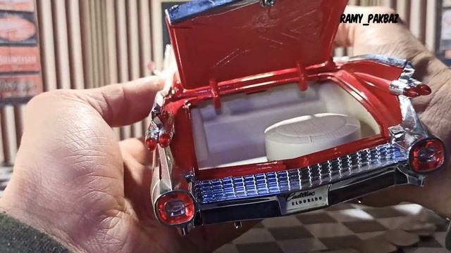 Maisti Premiere Edition 1:18 Cadillac Eldorado BIARRITZ 1959 смотреть онлайн