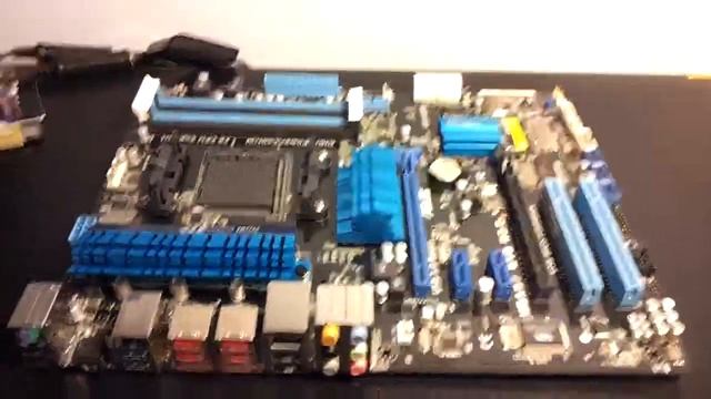 Unboxing asus m5a97 evo r2.0 (fr) carte mere gamer смотреть онлайн