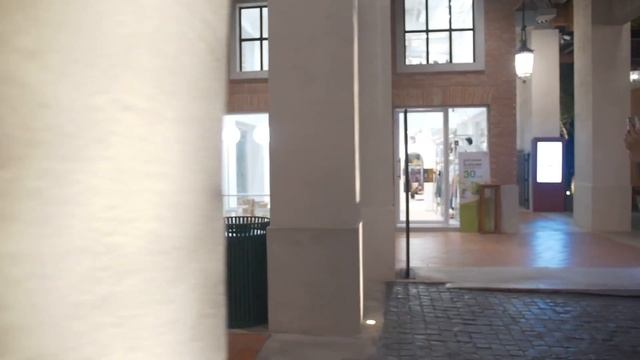 GH5 + Feiyi Crane + Metabones Speed Booster + Sigma 18-35 1.8 Test Footage from Chiang Mai смотреть онлайн