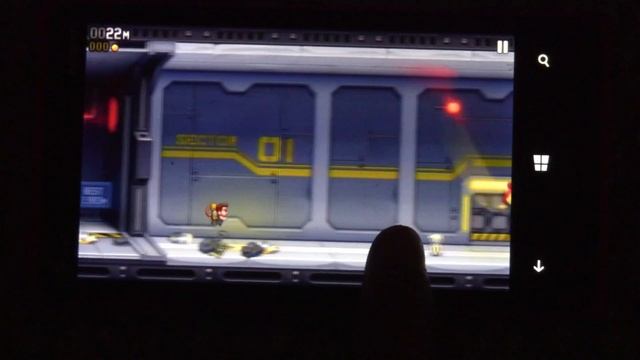 WP Game Review: Jetpack Joyride (WMPoweruser.com) смотреть онлайн