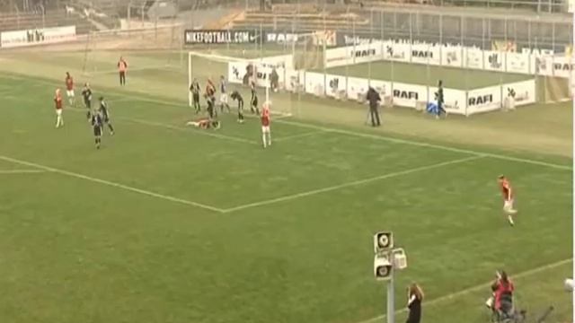 PDJ: 2011-11-06 - Bundesliga - Freiburg vs Frankfurt HL смотреть онлайн