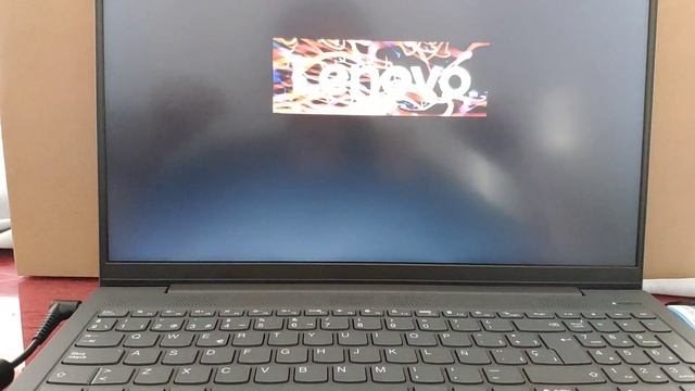 Solución problema, no aparece disco duro para instalar Windows. Lenovo смотреть онлайн
