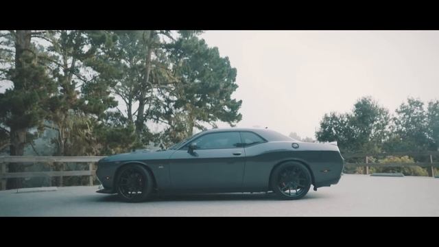 2016 Dodge Challenger SRT Scatpack | Ferrada FR2 Matte Black / Polished Black Lip смотреть онлайн