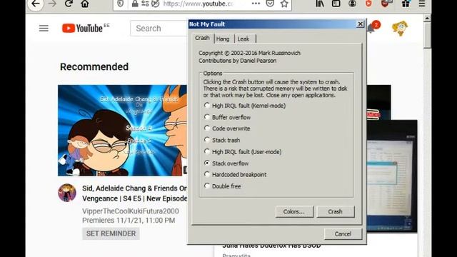 Julia Screaming Has BSOD while BSOD for Twice смотреть онлайн