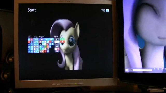 Windows 8.1, StartScreen, Wallpaper, Tour - Start Button Easter egg смотреть онлайн