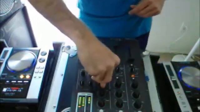 Part 4 - Groove with me mix.wmv смотреть онлайн