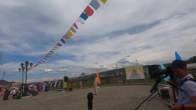 МЫ ДРУЖБОЙ ЕДИНОЙ СИЛЬНЫ!  ЭБТЭЙ БАЙХАДАА ХҮСЭТЭЙБДИ!