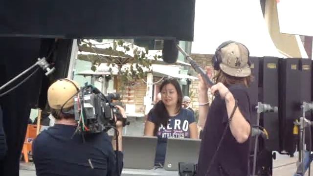 Microsoft Internet Explorer 9 Commercial shoot with Chuleewin(behind the scene) смотреть онлайн