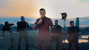 СЕРЖ — «ЭТА ПЕСНЯ О ЛЮБВИ» (Official Video 2024)