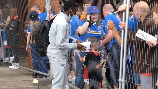 Fashion Sakala meets the adoring Rangers fans after the season opener against Livingstone. смотреть онлайн