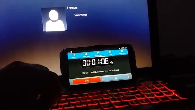 Lenovo Y500 WIndows 8.1 update 1 start Up Time ( HDD vs SSD ) смотреть онлайн