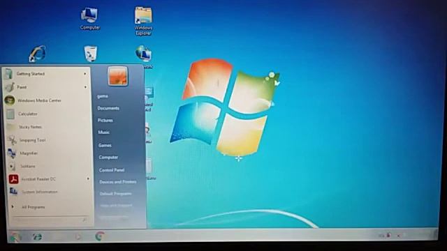 Lenovo Thinkpad T500 W500 R500 Dual Boot Windows XP and 7 highlights смотреть онлайн