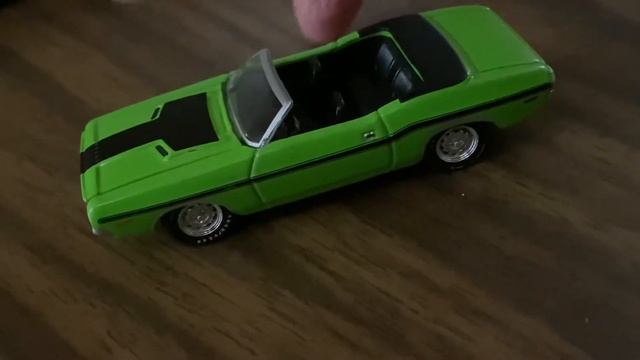 GreenLight 1970 Dodge Challenger R/T HEMI Convertible 1:64 Review смотреть онлайн