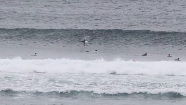 Swell Pours Into This Bukit Location смотреть онлайн