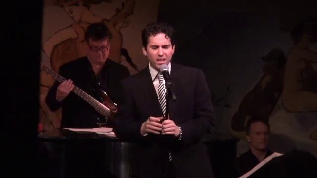 John Lloyd Young at the Cafe Carlyle смотреть онлайн