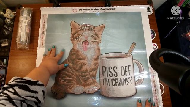 Diamond Art Club Sneak Peek: "Pissoff Kitten" - My Very First Sneak Peek - Whoo Hoo!! смотреть онлайн
