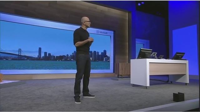 2015 Microsoft Build - Keynote (Hololens Content!) смотреть онлайн