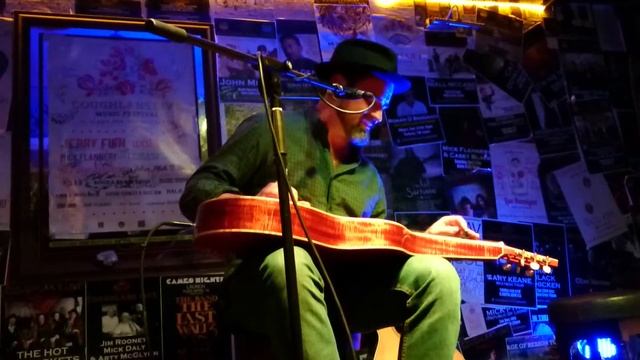 Martin Harley - Blues At My Window смотреть онлайн