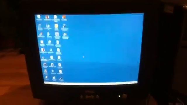 Dell Dimension 2350 Running Windows XP (Part 1) смотреть онлайн