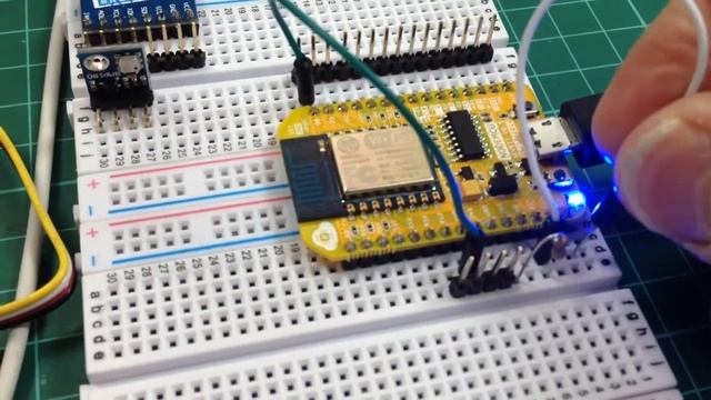 ESP8266 AP/Client Mode and MQTT Server Setting смотреть онлайн