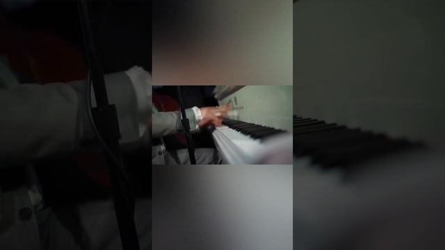 Маша Кац и Денис Мажуков! В концерте «Эстеты в тапках» смотреть онлайн