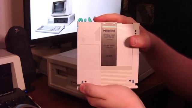LGR Oddware - Magneto-optical WORM Disc Drive смотреть онлайн