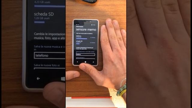 Windows Phone 8.1 Developer Preview on Lumia 820. Prime impressioni смотреть онлайн