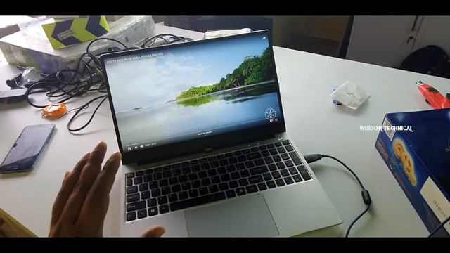 10000 ரூபாய்க்கு புதிய லேப்டாப் Feedme Laptop Unboxing & Full Review in Tamil смотреть онлайн