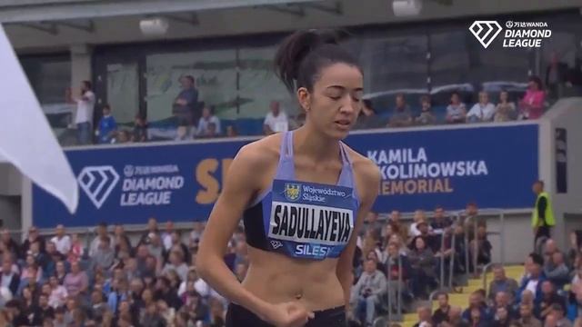 Safina Sadullayeva beats Yaroslava Mahuchikh in Silesia high jump Wanda Diamond League смотреть онлайн