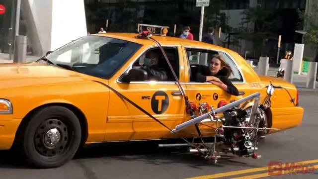 Josephine Skriver leans out of a cab window as she shoots Maybelline Commercial in NYC смотреть онлайн