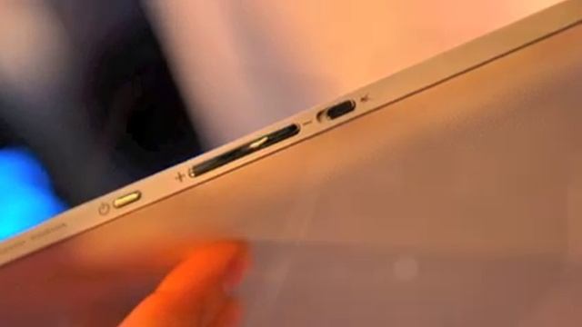 ASUS Eee Pad Tablet EP101TC and EP121 Preview смотреть онлайн