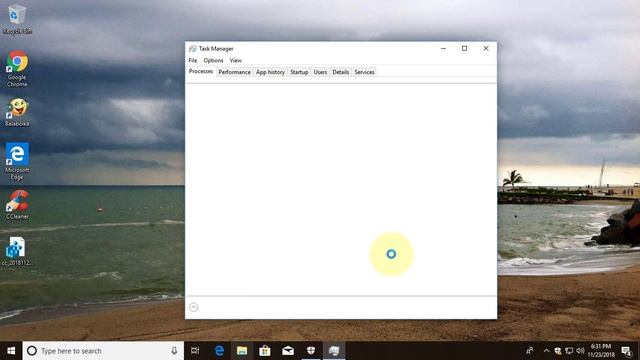 How to Hide the Windows Defender Security Center Icon from Taskbar Notification Area смотреть онлайн