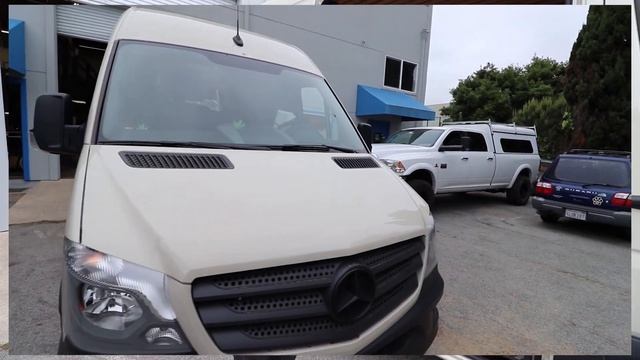 Van Tour: Custom Metal Fabrication/Wood Accents Van Build with Dream Build Shop смотреть онлайн