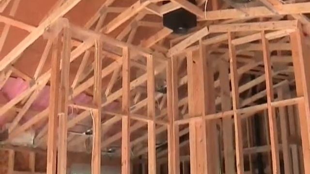 Building Our House: Windows, Electrical and Plumbing смотреть онлайн