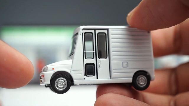 LUCU MOBILNYA 😍 | TOMICA LIMITED VINTAGE NEO TLVN DAIHATSU MIRA WALKTHROUGH смотреть онлайн