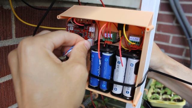 Smart Modular Watering System using Blynk смотреть онлайн