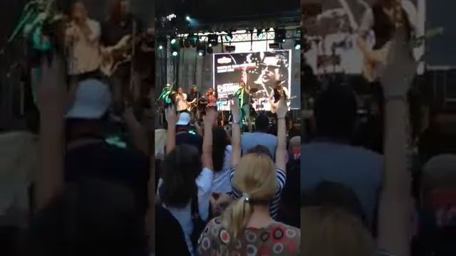 Gibonni u Pragu 21.6.2013 Mirakul смотреть онлайн