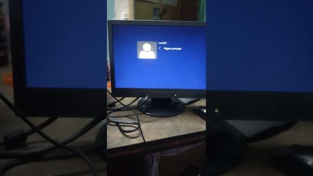 FUNCIONAMIENTO: -ZOTAC GeForce 6100 Value -AMD SEMPROM LE-1150 -RAM 3GB -DISCO 500GB -FUENTE 600W смотреть онлайн