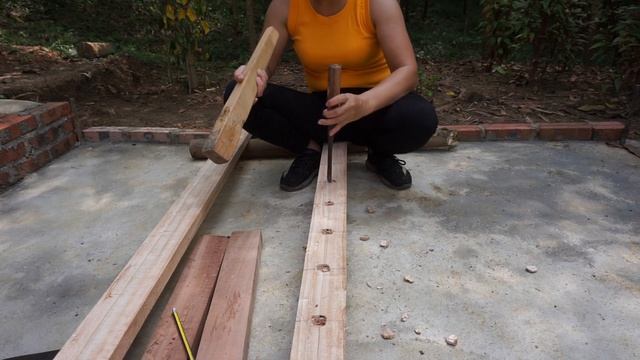 How to Make wooden railings for windows - BUILD LOG CABIN, Woodworking skills, Green forest farm смотреть онлайн