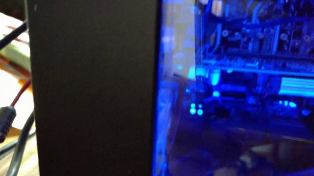Short clip on my server build, the front, still WIP. Freenas Ryzen build смотреть онлайн