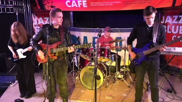 ВИА "Колизей" - г. Мурманск кавер версия песни группы Наутилус Пампилиус Скованные одной цепью смотреть онлайн