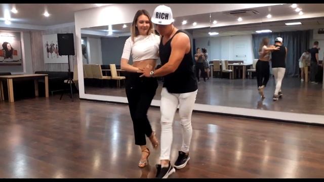 20.06.2019 Kizomba - Kseniia & Mr.Mario / Кизомба - Ксения и Марио смотреть онлайн