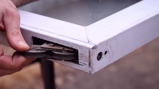How to Replace a Patio Sliding Glass Door Roller [1080p] смотреть онлайн