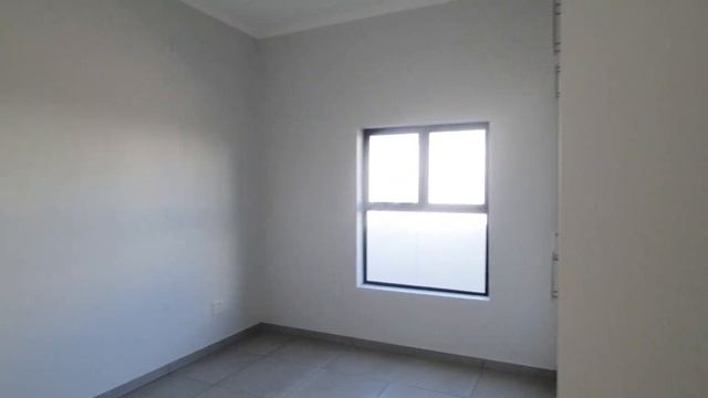Newly Built North facing home for sale in Langebaan.For sale at R 2 995 000 смотреть онлайн