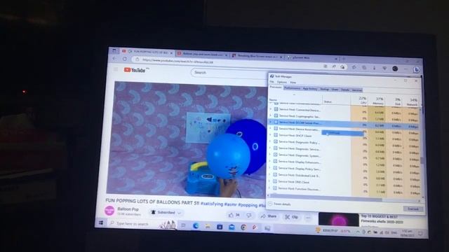 Balloon pop Part 3 BSOD 🎈🎈🎈🎈 #poppingballons #balloons #satisfying #color #popping смотреть онлайн