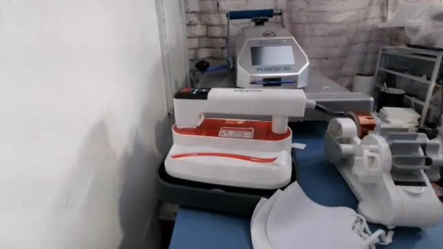 How to make Custom Sublimation Masks in Silhouette Studio: Design to Press смотреть онлайн