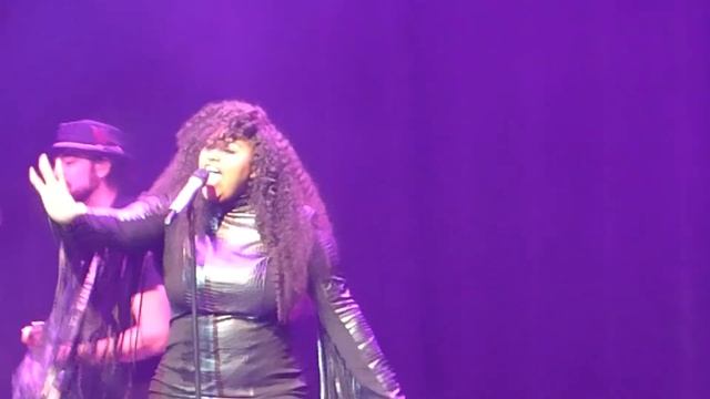 Jazmine Sullivan "Bust Your Windows (Live at The Wellmont Theater)" смотреть онлайн