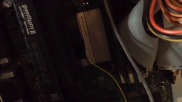A tour of my pentium 2 windows 98 SE PC! смотреть онлайн